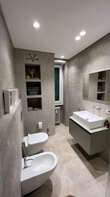Duca Dei Navigli - Luxury Apartment In Mailand Exterior foto