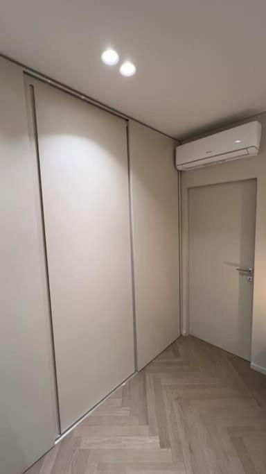 Duca Dei Navigli - Luxury Apartment In Mailand Exterior foto