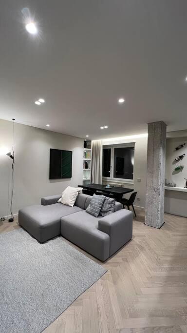 Duca Dei Navigli - Luxury Apartment In Mailand Exterior foto